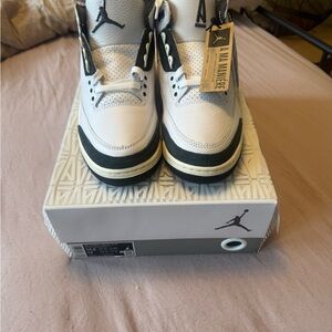 Jordan x a ma maniere 3 “ for the love”